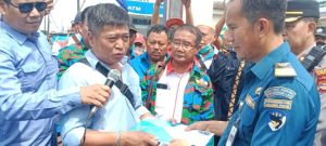 Buruh TKBM Panjang Tolak Pencabutan SKB