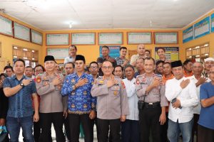 Warga Rajabasa Raya Curhat ke Kapolresta Bandarlampung