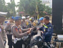 Ops Patuh, Propam Polresta Bandarlampung Periksa Kelengkapan Berkendara Personil